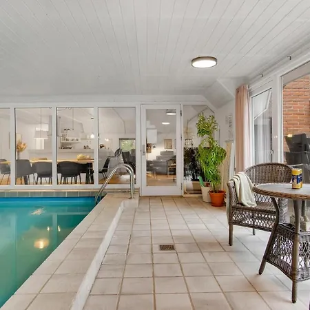 Pet Friendly In With Sauna *