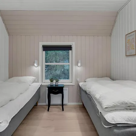 Дом отдыха In With Sauna